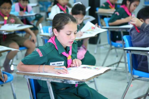 Cambridge University ESOL examinations and assessments at varee chiangmai school