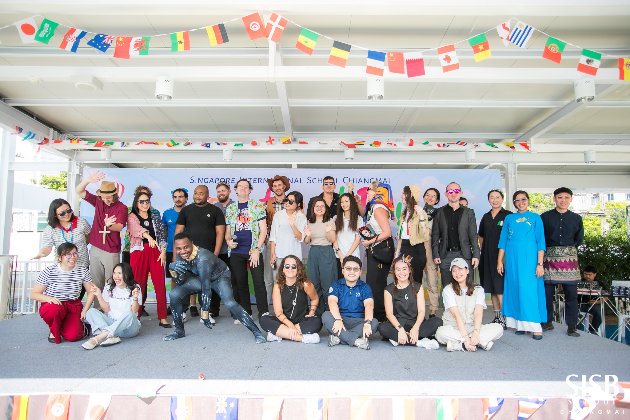 Singapore international school Chiang Mai Principal Daniel Maxwell welcomes Singaporean MOE visitors